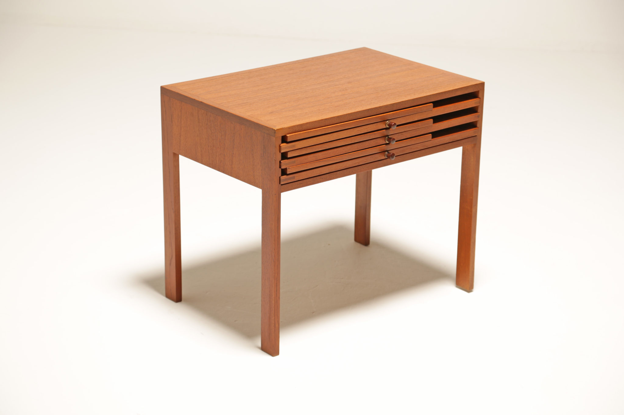 Teak The Vintage Hub