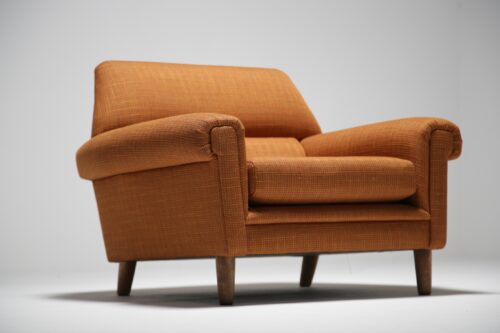 Orange tweed covered vintage armchair. 9