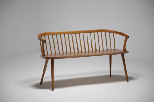 Oak spindle Windsor bench. 2