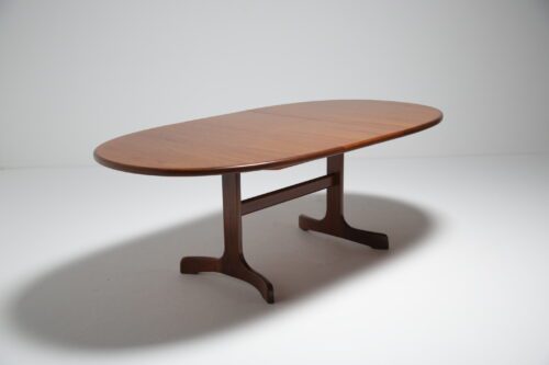 Vintage Oval Teak Whale Tail Extending Dining Table by G-Plan 1