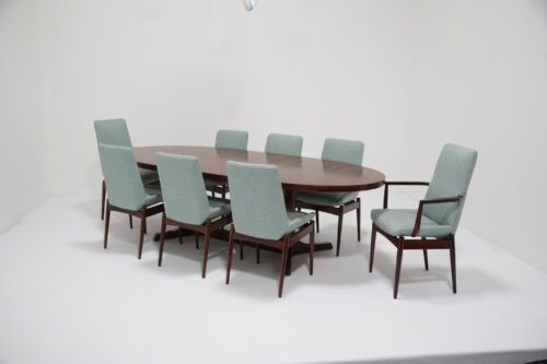 Vintage Rosewood Extending Dining Table and 8 Dining Chairs 1