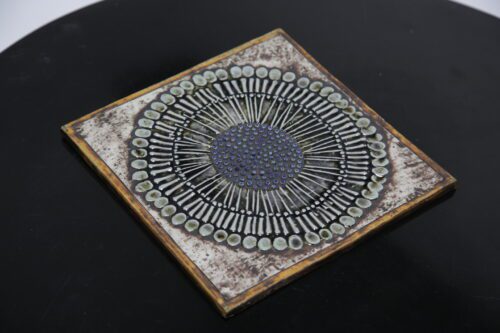 Vintage Glazed Stoneware "Sunflower" from the series "Unique" by Lisa Larson for Gustavsberg 1