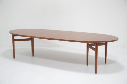 Vintage Danish Oval Teak Extending 10 Seater Dining Table Model 212 by Arne Vodder for Sibast Mobler 1
