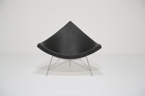 Iconic Black Leather and Fiberglass Lounge Chair 'Coconut' by George Nelson for Vitra 1