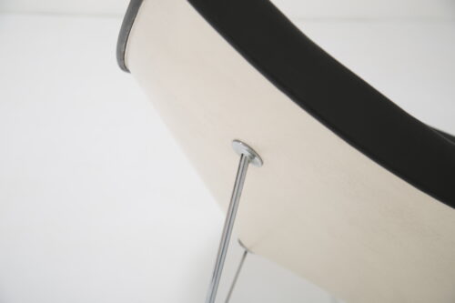 Iconic Black Leather and Fiberglass Lounge Chair 'Coconut' by George Nelson for Vitra 1